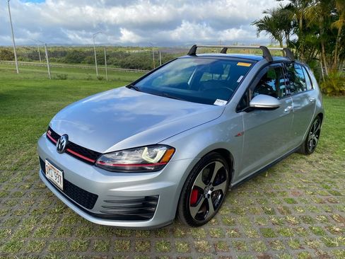 Used 2016 Volkswagen GTI Autobahn w/ Lighting Package (SEL) FWD image 3