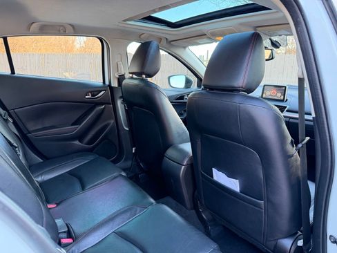 Used 2015 MAZDA MAZDA3 s Grand Touring image 17