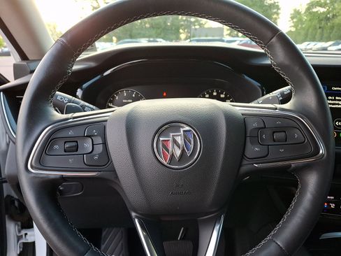 Certified 2022 Buick Envision Preferred FWD image 21