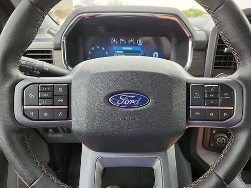Used 2025 Ford F150 Lariat AWD/4WD image 11