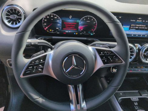 Used 2026 Mercedes-Benz GLA 250 4MATIC image 24