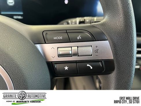 Used 2025 Hyundai Tucson SEL FWD image 33