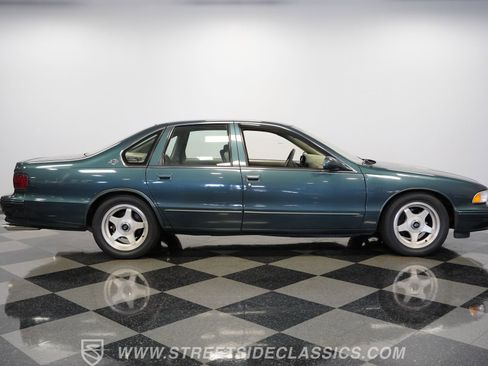 Used 1995 Chevrolet Impala SS image 14