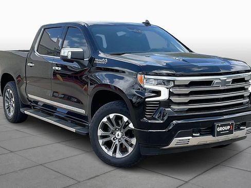 Certified 2024 Chevrolet Silverado 1500 High Country AWD/4WD image 3