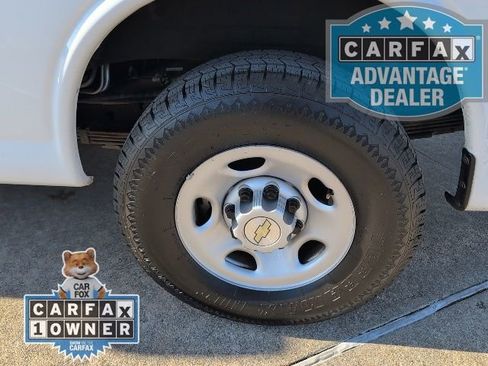 Used 2023 Chevrolet Express 3500 LS image 5