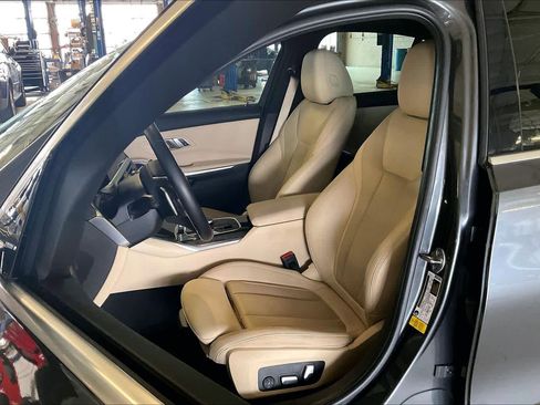 Certified 2022 BMW 330i Sedan w/ Convenience Package RWD image 7