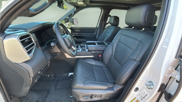 Used 2025 Toyota Tundra Limited w/ Nightshade Package AWD/4WD image 18