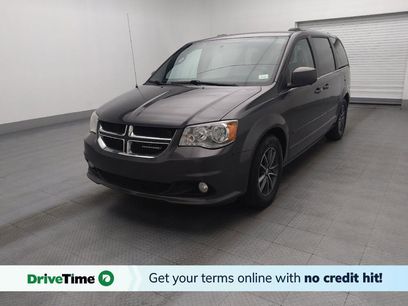 Used 2017 Dodge Grand Caravan SXT w/ Rear Park Assist Package
