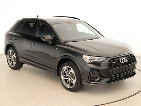 New 2025 Audi Q3 2.0T Premium image 31