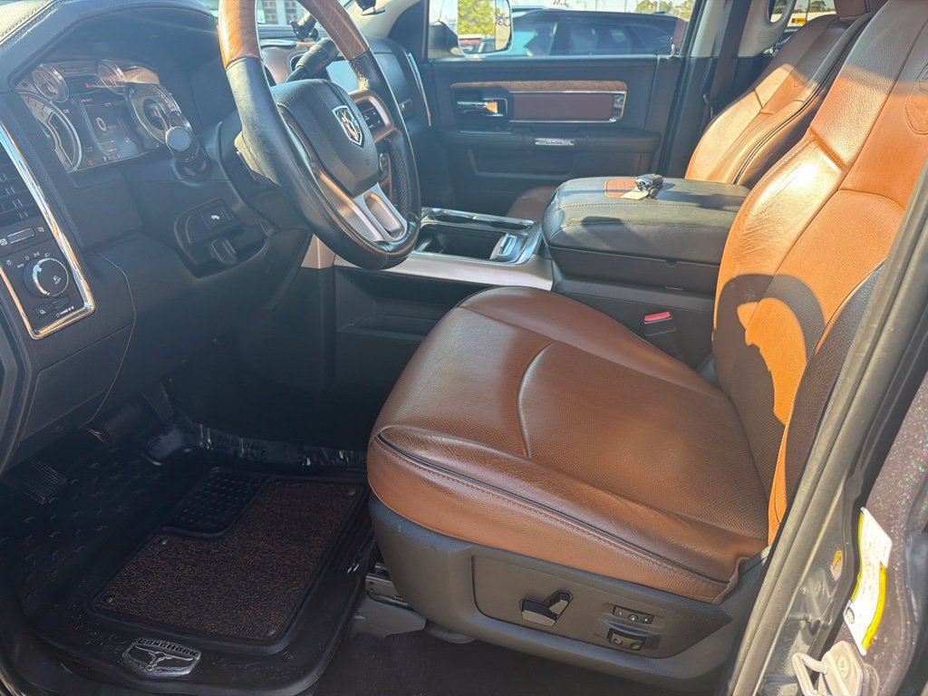 Used 2016 RAM 3500 Laramie Longhorn w/ Convenience Group AWD/4WD image 21