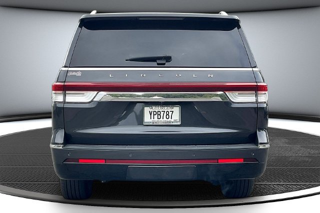 Used 2023 Lincoln Navigator L Reserve AWD/4WD image 6