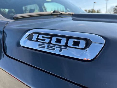 New 2025 RAM 1500 Big Horn image 33