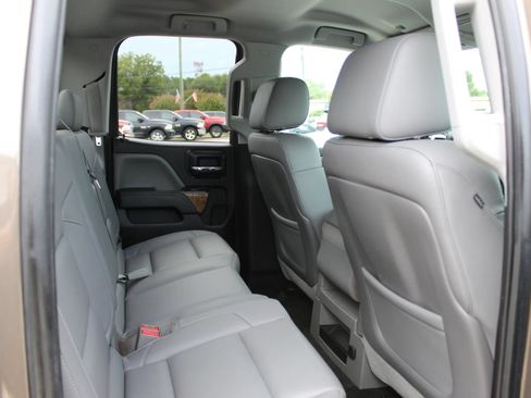 Used 2014 GMC Sierra 1500 SLT w/ SLT Preferred Package AWD/4WD image 28