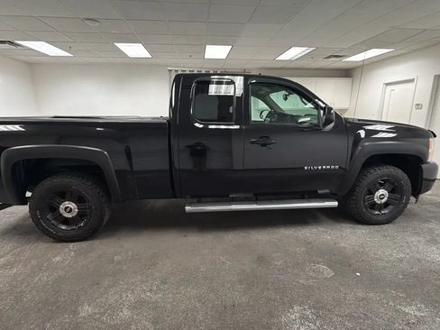 Used 2013 Chevrolet Silverado 1500 LT w/ All-Star Edition AWD/4WD image 6
