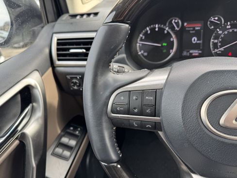 Used 2023 Lexus GX 460 Luxury image 10