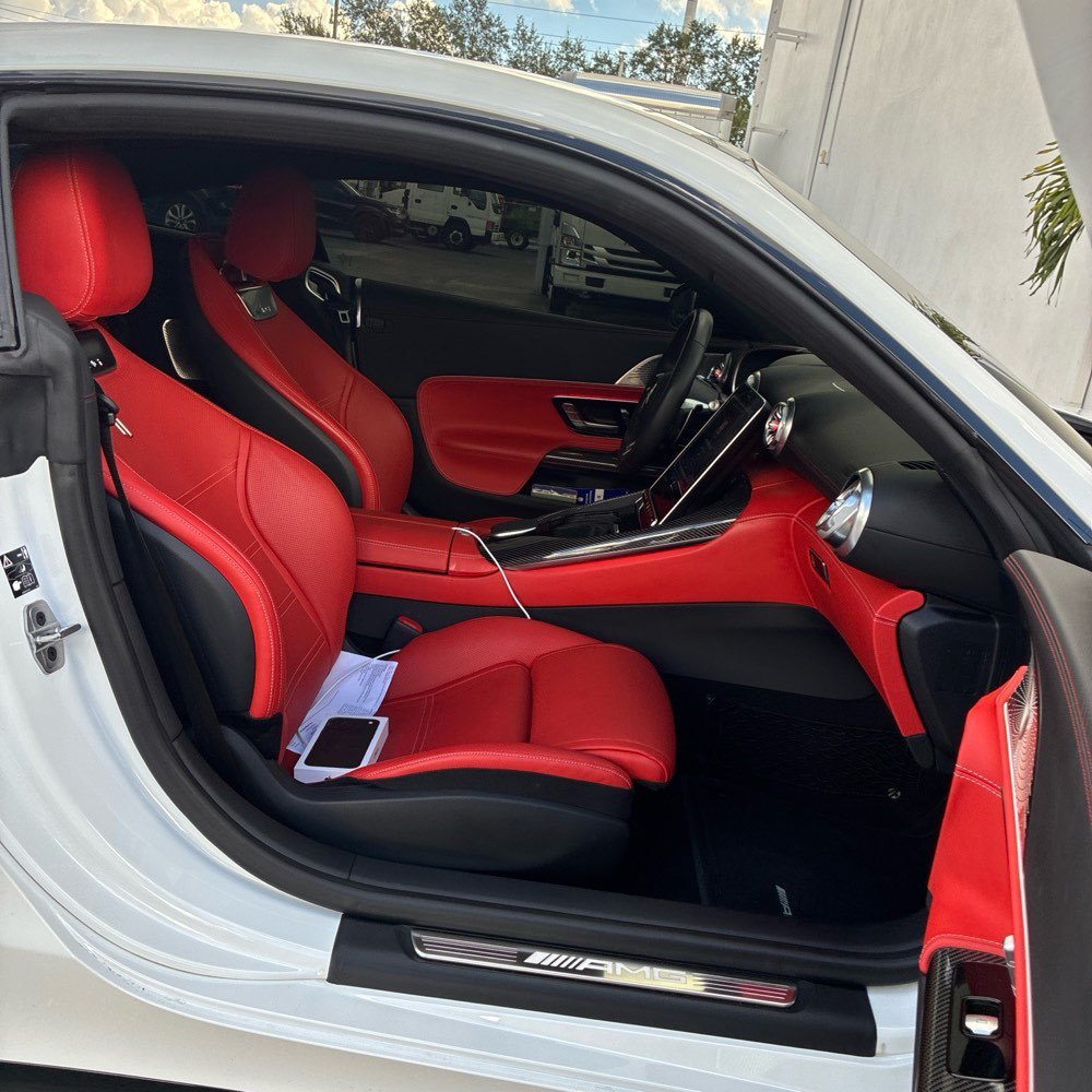 Used 2025 Mercedes-Benz AMG GT 63 image 26