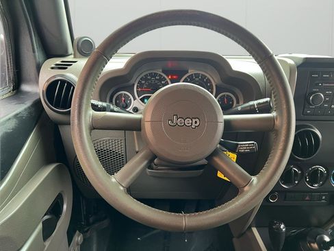 Used 2007 Jeep Wrangler Sahara AWD/4WD image 32