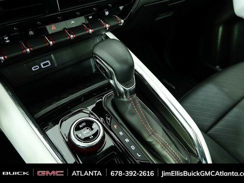 Used 2024 GMC Canyon AT4X AWD/4WD image 18