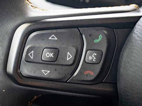 Used 2024 Jeep Wrangler Unlimited image 25