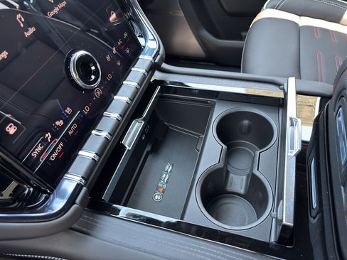 New 2026 GMC Yukon AT4 Ultimate w/ LPO, Floor Liner Package AWD/4WD image 24