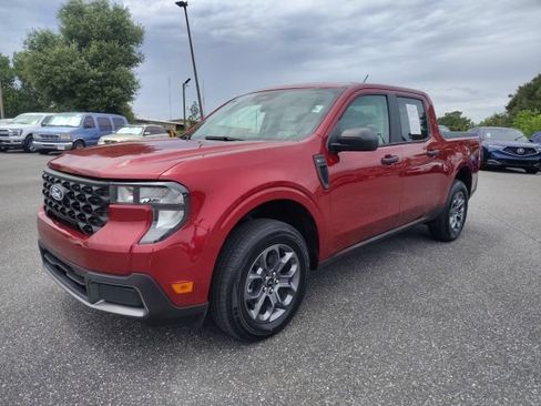 Used 2025 Ford Maverick XLT w/ Equipment Group 302A AWD/4WD image 4