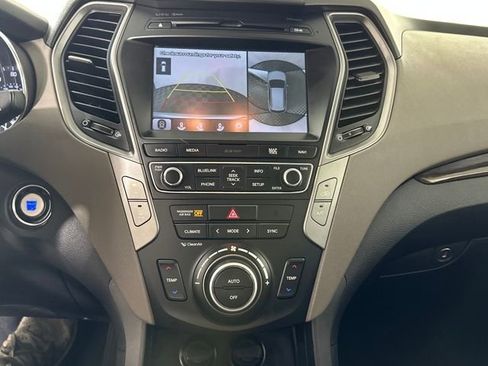 Used 2017 Hyundai Santa Fe Sport image 22