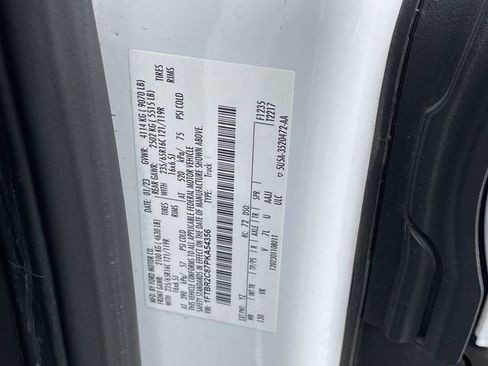 Used 2023 Ford Transit 250 Medium Roof AWD image 40