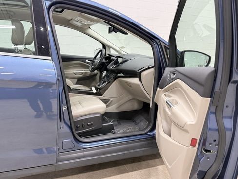 Used 2018 Ford C-MAX Titanium w/ Equipment Group 301A image 25