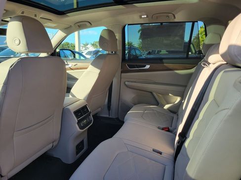 New 2026 Volkswagen Atlas SE image 5