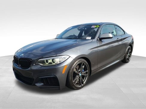 Used 2016 BMW M235i Coupe image 1