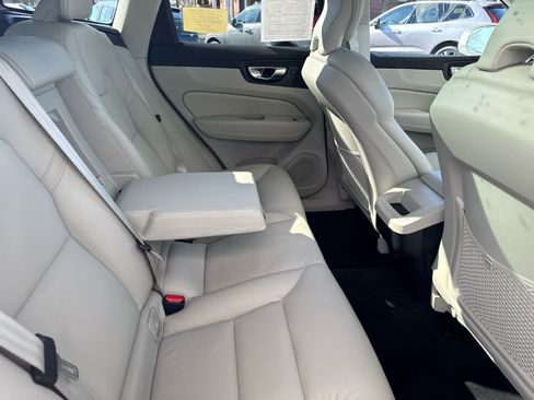 Used 2023 Volvo XC60 B5 Plus w/ Protection Package Premier AWD/4WD image 23