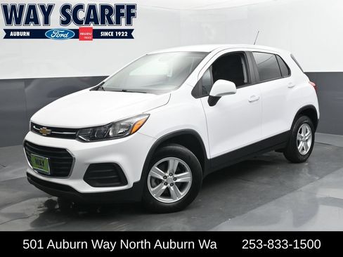 Used 2020 Chevrolet Trax LS w/ Tint and Cruise Package AWD/4WD image 1