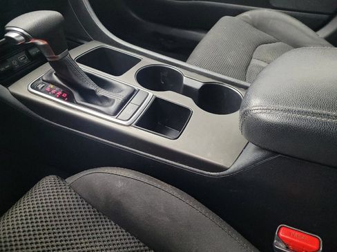 Used 2020 Kia Optima LX image 26