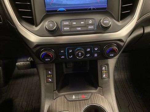 Used 2017 GMC Acadia SLT w/ LPO, Cargo Package AWD/4WD image 12