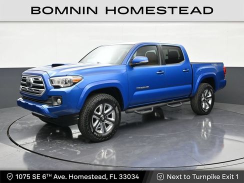 Used 2016 Toyota Tacoma TRD Sport w/ Towing Package RWD image 1