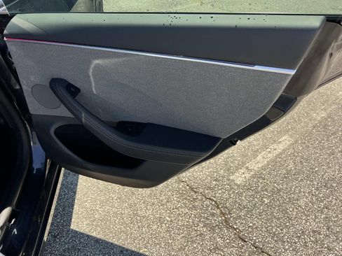 Used 2025 Tesla Model 3 Long Range image 16