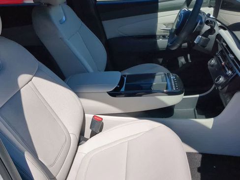 New 2026 Hyundai Tucson Limited image 24