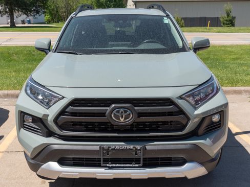 Used 2019 Toyota RAV4 Adventure w/ Cold Weather Package AWD/4WD image 3