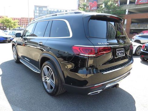 Used 2022 Mercedes-Benz GLS 450 4MATIC image 2