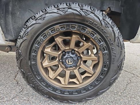 Used 2005 Chevrolet Tahoe LS w/ Cargo Package image 25