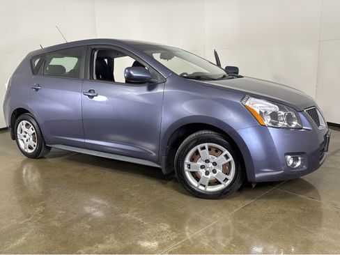 Used 2009 Pontiac Vibe w/ Preferred Package image 1