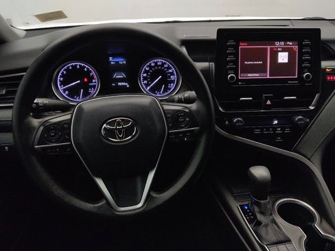Used 2022 Toyota Camry LE FWD image 22