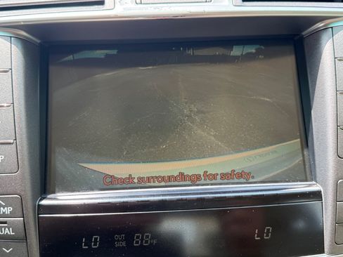 Used 2012 Lexus LS 460 w/ Comfort Pkg RWD image 16
