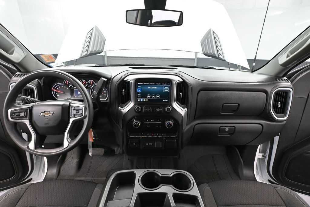 Used 2022 Chevrolet Silverado 2500 LT AWD/4WD image 19
