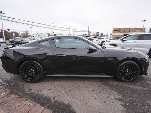 Used 2024 Ford Mustang GT Premium w/ GT Performance Package image 4