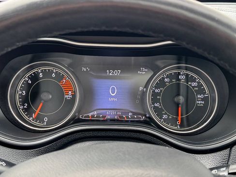 Used 2019 Jeep Cherokee Limited AWD/4WD image 28
