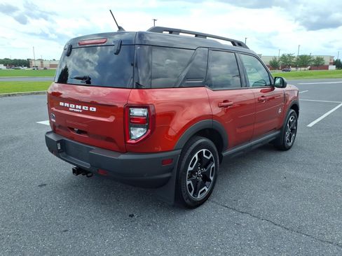 Used 2022 Ford Bronco Sport Outer Banks w/ Tech Package AWD/4WD image 4