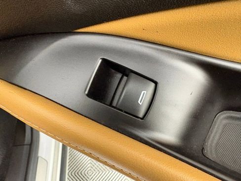 Used 2018 Buick Enclave Essence image 48