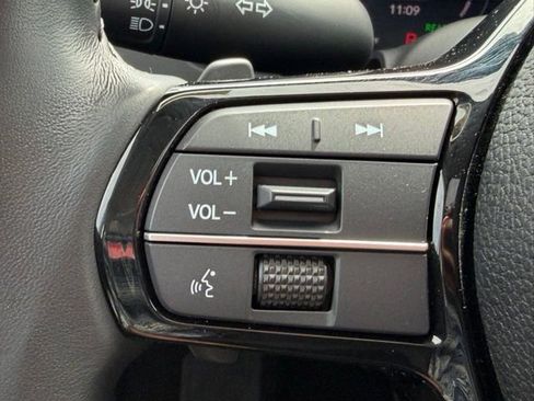 Certified 2024 Honda Accord Touring image 23