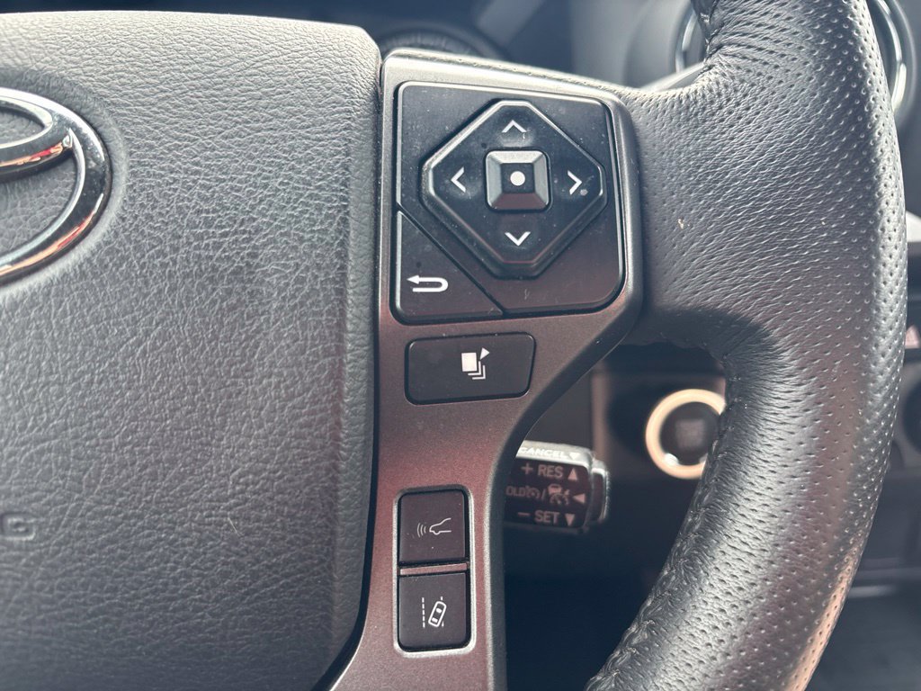 Used 2023 Toyota Tacoma TRD Sport AWD/4WD image 21